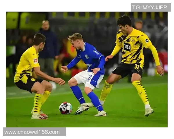 英超激战AC米兰狂胜那不勒斯点球大战引发全场狂欢 英超激战AC米兰狂胜那不勒斯点球大战引发全场狂欢