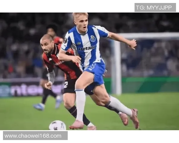 欧联杯波尔图大胜那不勒斯红牌事件引发全场热议与高潮