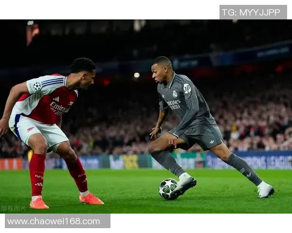 足总杯精彩对决阿森纳大胜皇马5-0神奇扑救点燃全场激情 足总杯精彩对决阿森纳大胜皇马5-0神奇扑救点燃全场激情