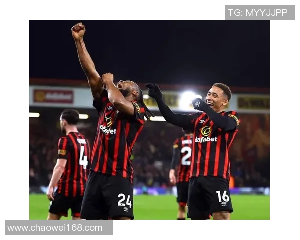 世界杯精彩对决里昂与AC米兰战平点球大战引爆全场热情 世界杯精彩对决里昂与AC米兰战平点球大战引爆全场热情