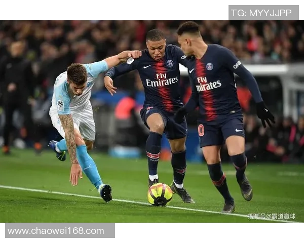 欧冠精彩对决曼城与切尔西战成平局帽子戏法引发全场欢呼 欧冠精彩对决曼城与切尔西战成平局帽子戏法引发全场欢呼